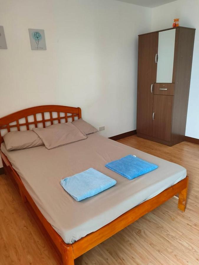 Apartment Huge @ Arezzo Place Davao